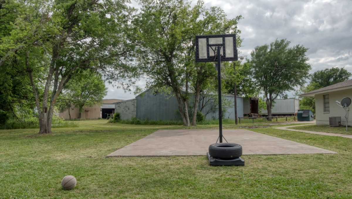 cameron-terrace-basketball-hoop.jpeg