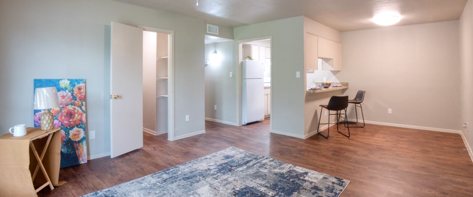 <div class="hidden"><h1>See Yourself At Home At Woodforest Chase Apartment Homes</h1>
<h3>Schedule Your Tour Now</h3></div>